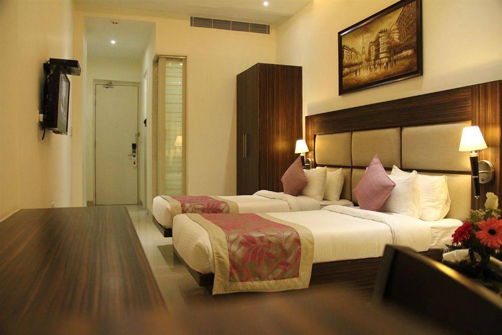 Bhawna Clarks Inn Agra อัครา ภายนอก รูปภาพ